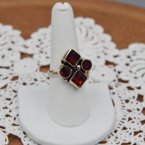 Vintage Ring Ruby Red Art Glass 925 Sterling Artisan Made - Picture 4 of 7